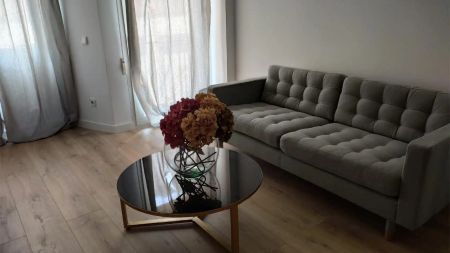 Piso de alquiler en Travesía San Antonio el Real, 7, José Zorrilla - Padre Claret - Foto 2