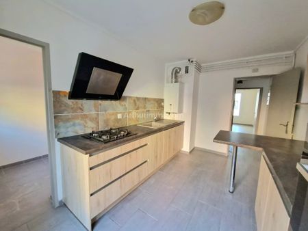 Location Appartement 4 pièces 106 m2 à Draguignan - Photo 3