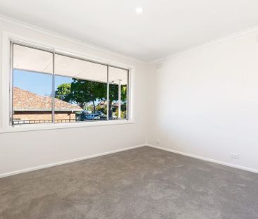 Comfortable Living In The Perfect Location - Photo 6