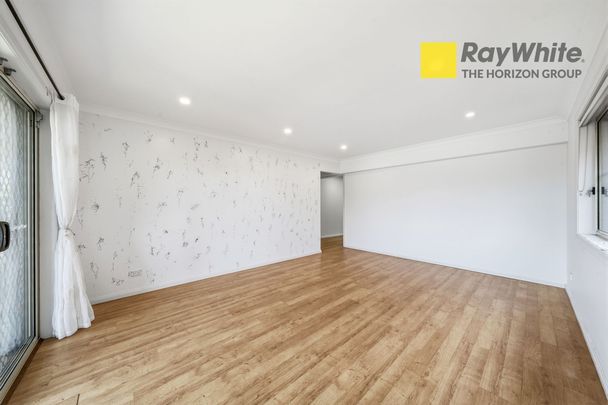 Spacious Six-Bedroom Family Home in a Premium Greystanes Location - Photo 1