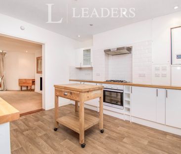 1 bedroom apartment to rent Marine Parade, Lowestoft, Suffolk, NR33 - Photo 5