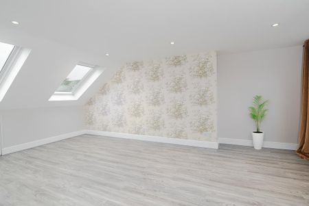 3 bedroom maisonette to rent - Photo 3