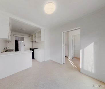 2 Bed, 1 Bath - Photo 6