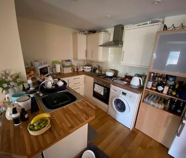 2 bedroom terraced house to rent - Photo 6