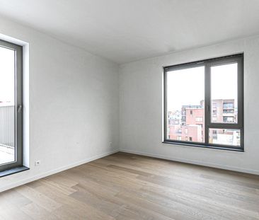 Appartement te huur in Antwerpen met 3 slaapkamers - Photo 1