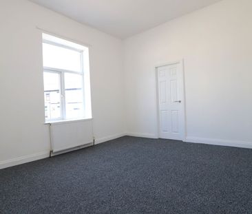 Andrew Street, Bury, BL9 7HD - Photo 2