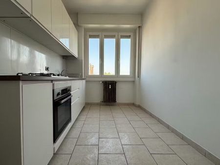 Via Salvatore Pianell, Milan, Lombardy 20125 - Photo 2