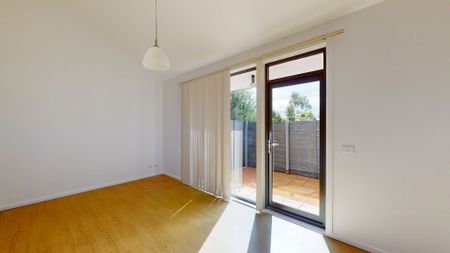 Comfort, Convenience & Effortless Living! - Photo 4