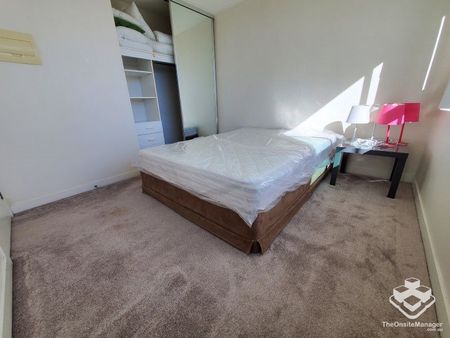 $700 for fully furnished 2 bedrooms apartment - Photo 3