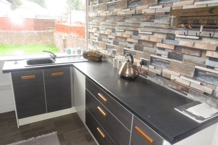 Chequer Avenue - Photo 4