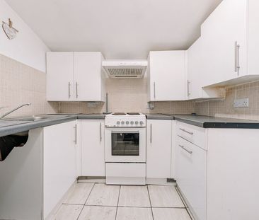 1 Bed Flat, Conrad Road, CV6 - Photo 4