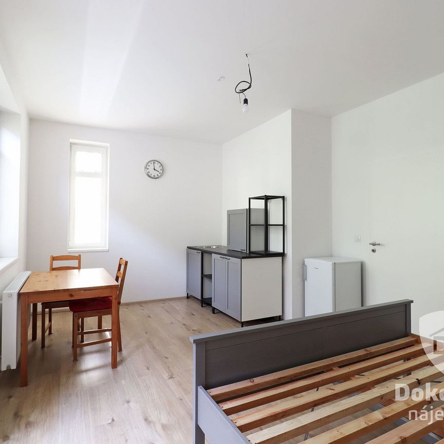Pronájem bytu 1+kk 27 m² - Photo 1