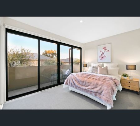 26 Brushbox Court, Clayton, Vic 3168 - Photo 2