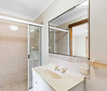 3 Bedroom Low-set Brick In Tinana - Photo 6