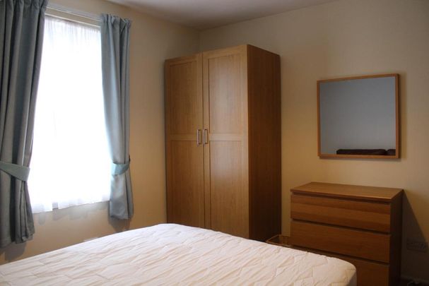1 bed flat for rent in West End - Photo 1