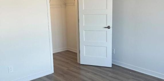 Condo locatif neuf 4 1/2 - Photo 2