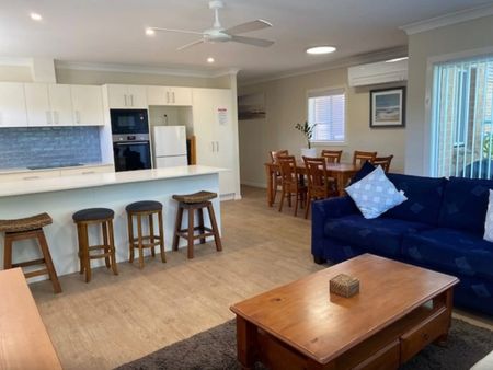 4/46 Jones Avenue, Mollymook Beach, NSW 2539 - Photo 4