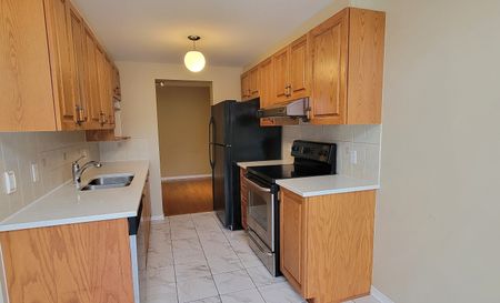 For Lease - 1620 Henri Lauzon Street, Orleans - Convent Glen and Area, Ontario - Photo 3