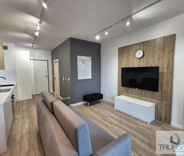 Pierwsza dzielnica - nowoczesne studio z garażem - Zdjęcie 3