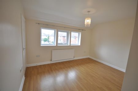 Haynes Grove, Doncaster - Photo 5