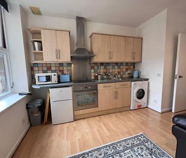 1 bedroom flat to rent - Photo 3
