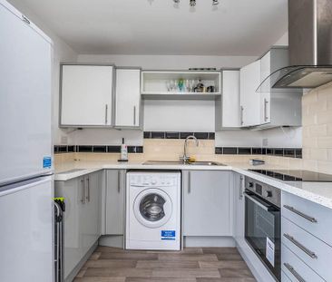 1 bedroom flat to rent - Photo 6