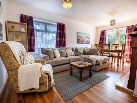 1 bedroom in a house share to rent - Photo 2