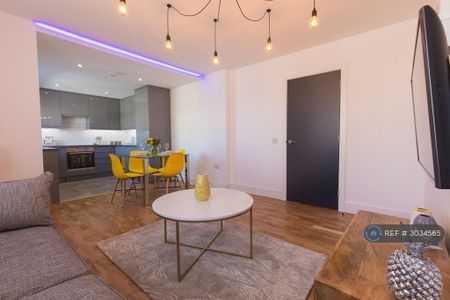 2 bedroom flat to rent - Photo 4