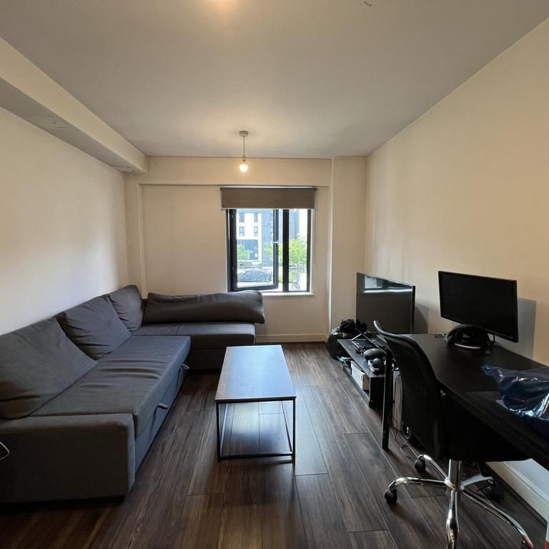 1 bedroom flat to rent - Photo 1