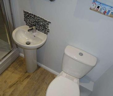 Rm, Aldermans Drive, Peterborough, PE3 - Photo 1
