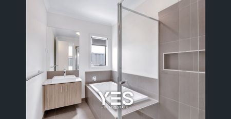 Comfortable Family Home in Clyde - Photo 4