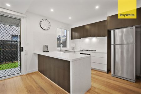 Three Bedroom Lovely and Modern Home - Photo 2