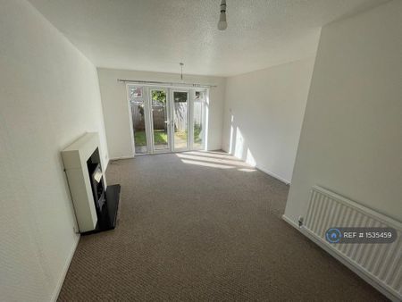 2 bedroom terraced house to rent - Photo 3