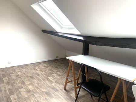 Location Appartement 1 pièce 21m² LILLE 59000 - Photo 4