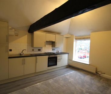 1 bedroom flat to rent - Photo 2