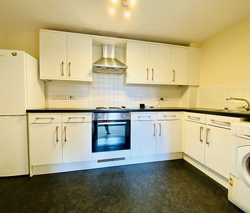 2 bed flat to rent in Constantine House, Exeter, EX4 - Photo 1