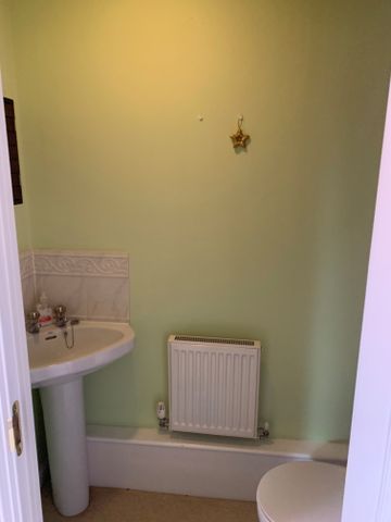 Bolsin Drive Room 2 - Photo 5