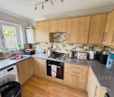 Reeves Close, Cirencester, GL7 - Photo 6