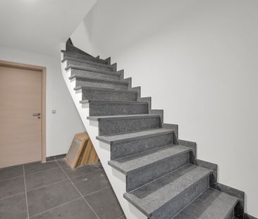 Nieuwbouwwoning met 3 slaapkamers met tuin - Foto 2