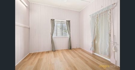 Charming Home in Prime Newmarket Location – Walk to Everything! - Photo 4