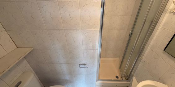 Studio Flat, Whitestile Road, TW8 - Photo 3
