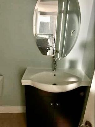 For Lease - 5 Lockport Crescent, Brampton, Ontario - Photo 1