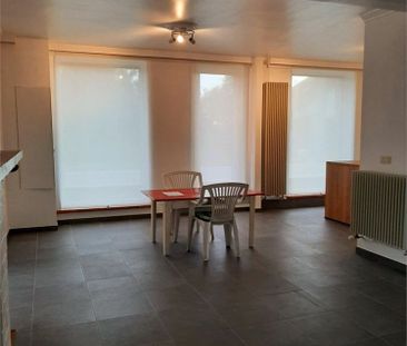 Alleenstaande woning met een zonnige tuin - Foto 2