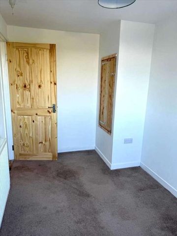 Heol Y Banc, Bancffosfelen, Llanelli, SA15 - Photo 5