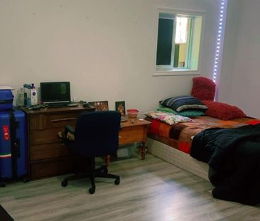 For Lease - 12 Snowdrop Crescent, Kitchener, Ontario - Photo 5