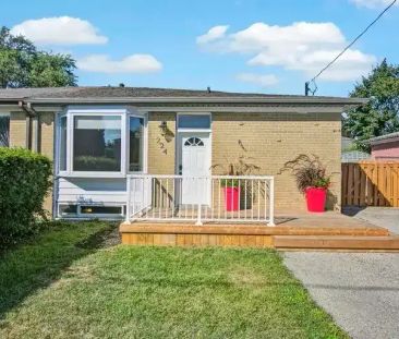 *GREAT LOCATION!* 1 Bdrm Lower Level Avail. June 1st! | 224 Rosedal... - Photo 1