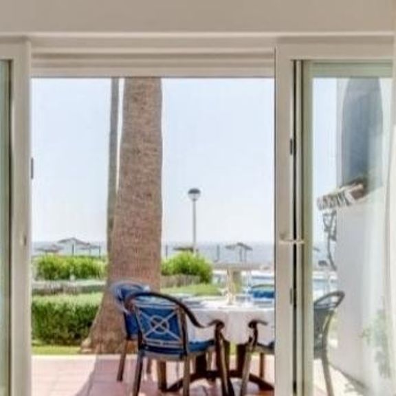 3 bedroom luxury Townhouse for rent in Casares, Spain - Photo 1