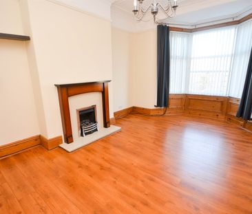 2 bed flat to rent in Front Street, East Boldon, NE36 - Photo 1