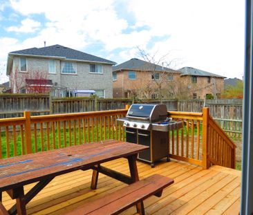 For Lease - 302 Stanley Street, Barrie, Ontario - Photo 3