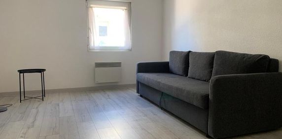 Location Appartement 1 pièce 22m² BORDEAUX 33800 - Photo 2